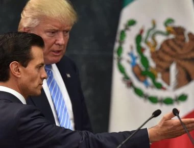 Δασμοί σε χοιρινό, ουίσκι και τυριά από το Μεξικό ως αντίποινα στις ΗΠΑ